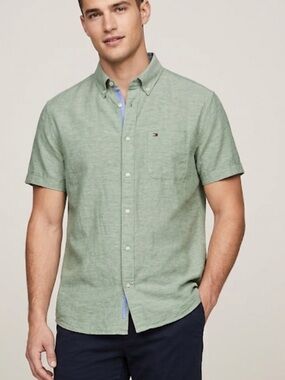 Green like‎ new regular fit button down Tommy Hilfiger size XXL